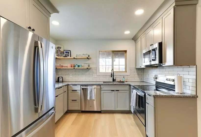 Pagosa Springs Cabin W/ Deck & Golf Course Views!