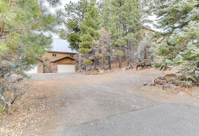 Pagosa Springs Cabin W/ Deck & Golf Course Views!
