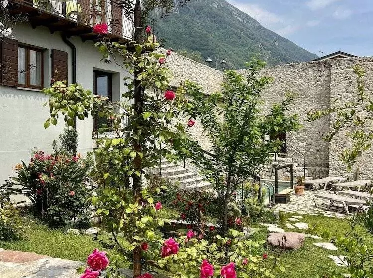 Majatalo Villa Del Lis