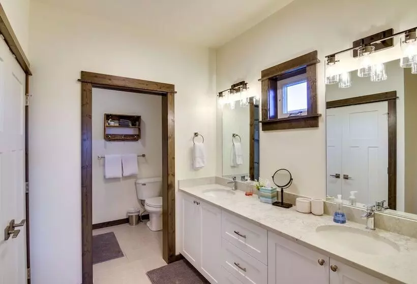 Pet Friendly Bozeman Home ~ 7 Mi To Downtown!