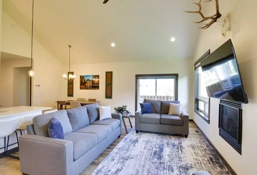 Pet Friendly Bozeman Home ~ 7 Mi To Downtown!