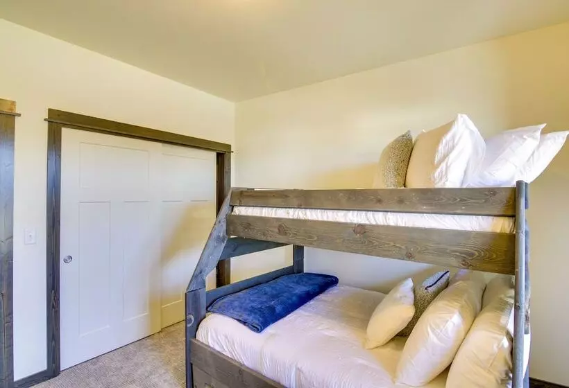 Pet Friendly Bozeman Home ~ 7 Mi To Downtown!