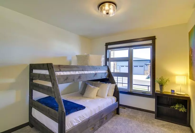 Pet Friendly Bozeman Home ~ 7 Mi To Downtown!