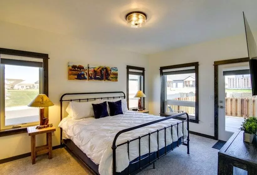 Pet Friendly Bozeman Home ~ 7 Mi To Downtown!