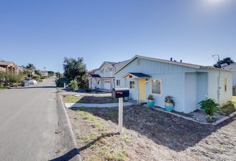 Pet Friendly Cayucos Home: Walk To Public Beach!
