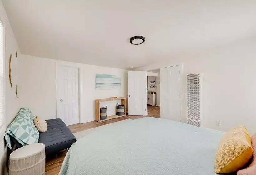 Pet Friendly Cayucos Home: Walk To Public Beach!