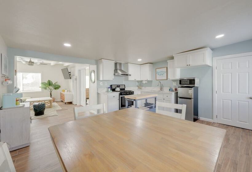 Pet Friendly Cayucos Home: Walk To Public Beach!