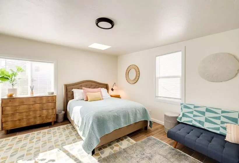 Pet Friendly Cayucos Home: Walk To Public Beach!