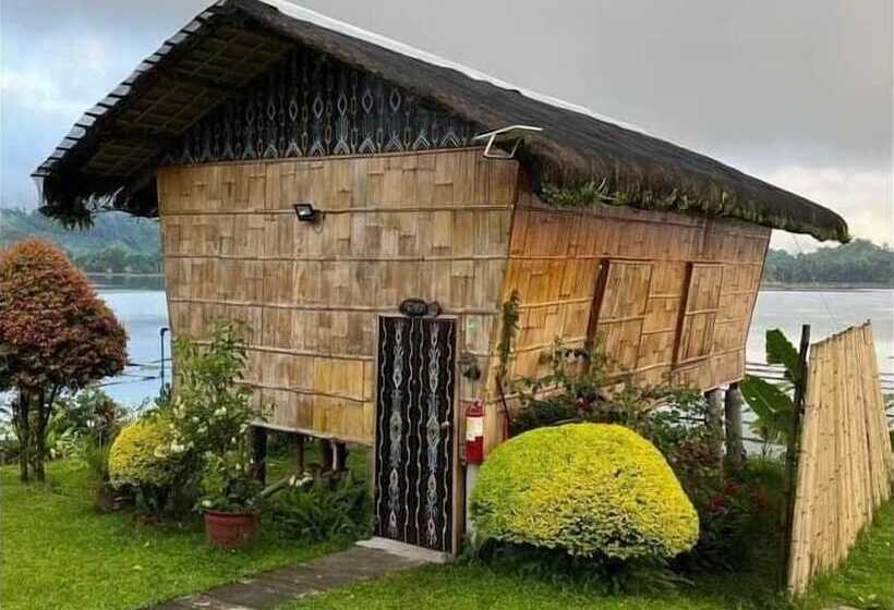 Punta Isla Lake Resort