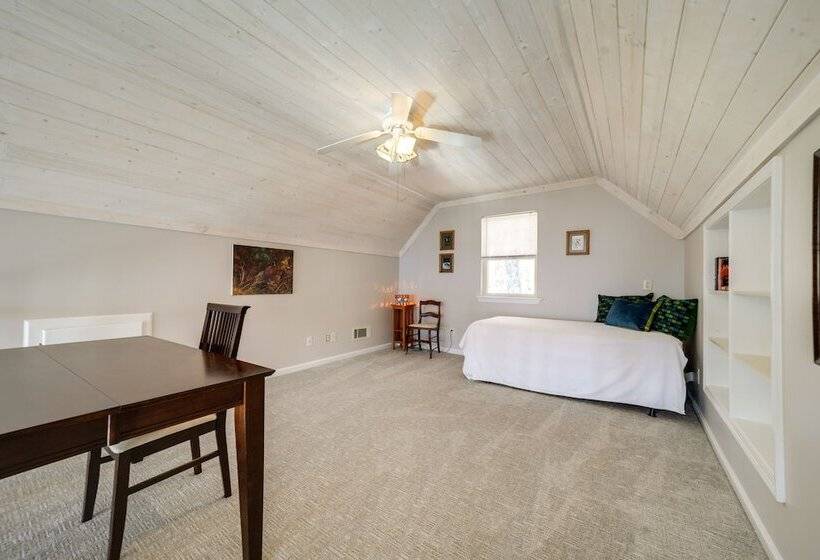 Cabin W/ Mountain Views: Near Cashiers & Highlands