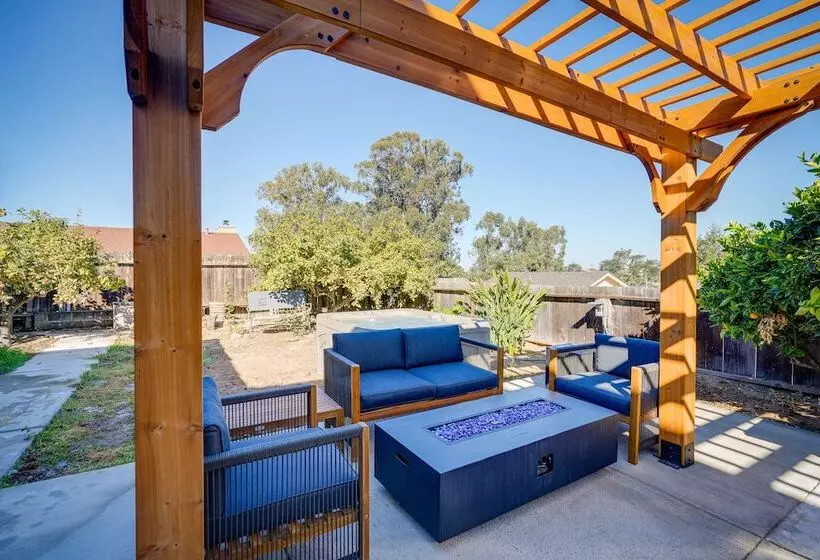 Monterey Bay 4br, 3ba, Hot Tub Near Beaches & Golf