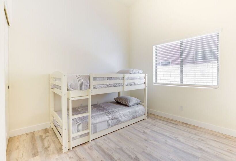 Spacious Estrella Oasis W/ Private Pool!