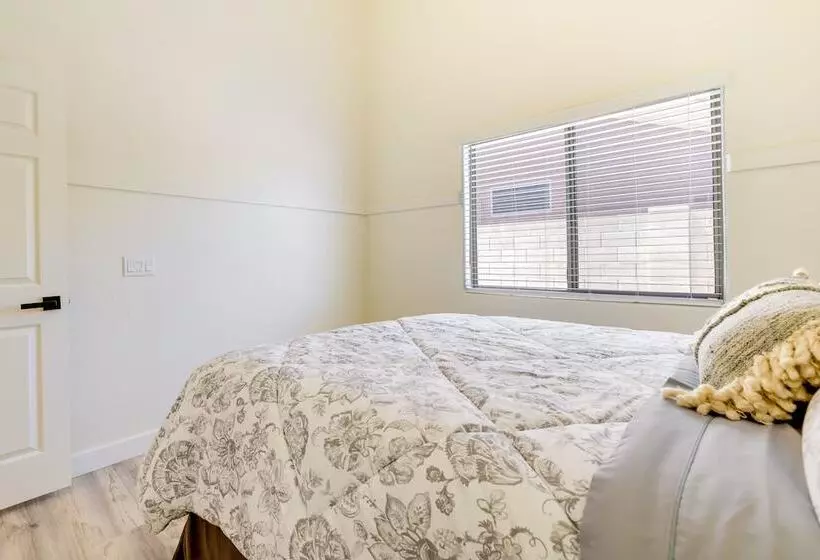 Spacious Estrella Oasis W/ Private Pool!