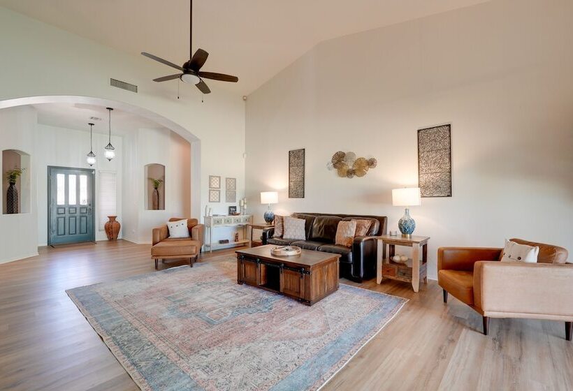 Spanish Style Glendale Home W/ Golf Course Views!