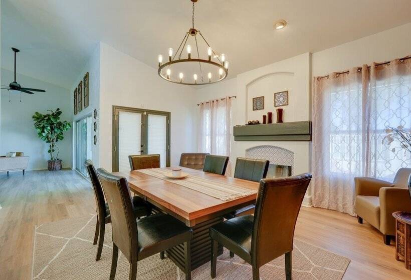 Spanish Style Glendale Home W/ Golf Course Views!