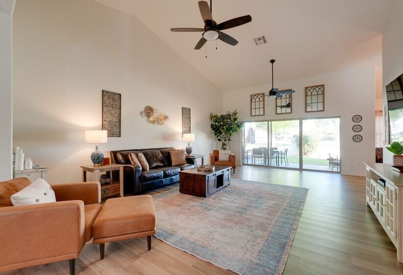 Spanish Style Glendale Home W/ Golf Course Views!