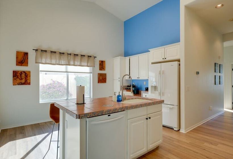 Spanish Style Glendale Home W/ Golf Course Views!