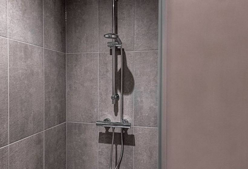 Stunning City View Apartments In Milton Keynes, Central Location Close To Everything, Free Parking