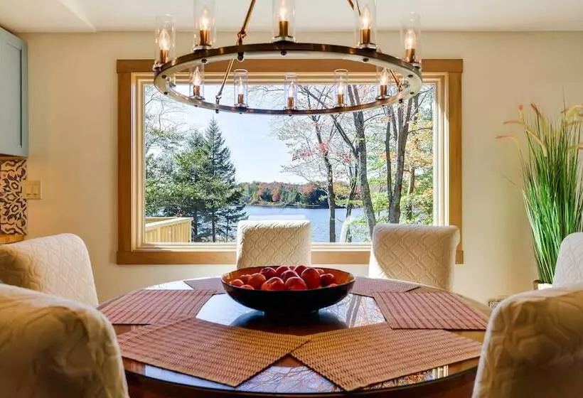 Luxe Lake House W/ Private Beach In Pocono Summit