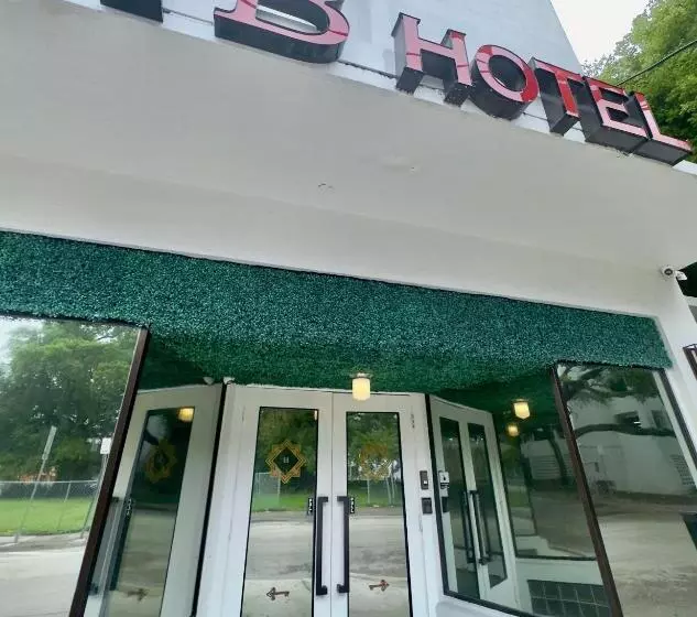 Tb Hotel Miami