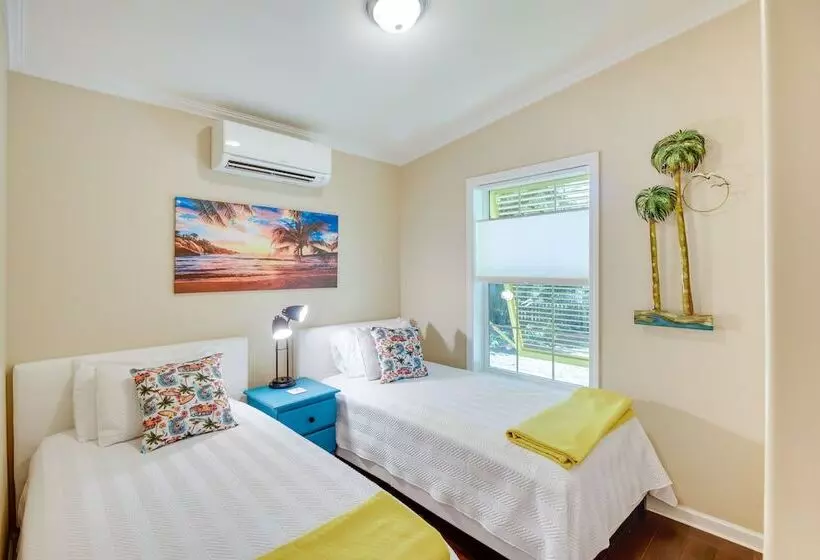 The Hammock Bungalow < 1 Mi To Malacompra Beach!