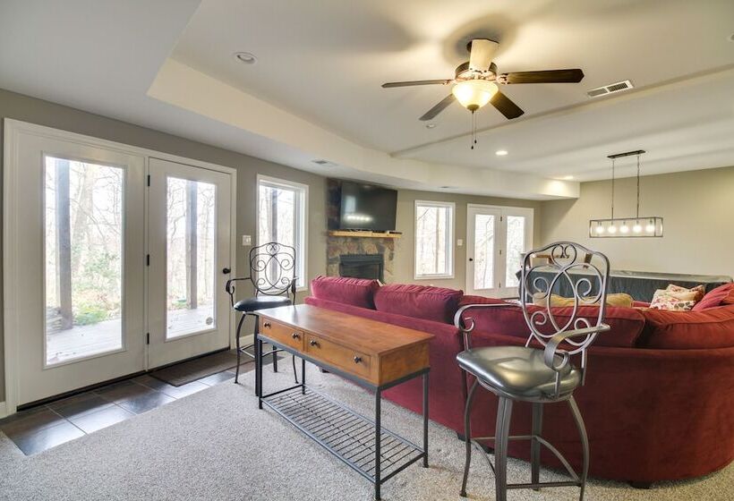 Wintergreen Resort Home: Close To Slopes & Trails