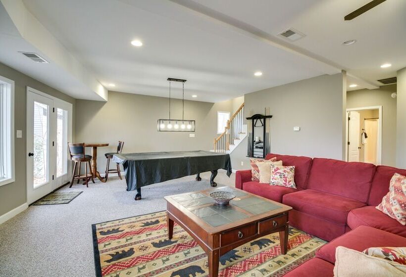 Wintergreen Resort Home: Close To Slopes & Trails