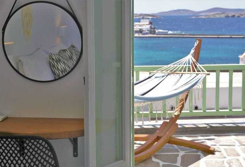 Yalos Hotel Sunset View