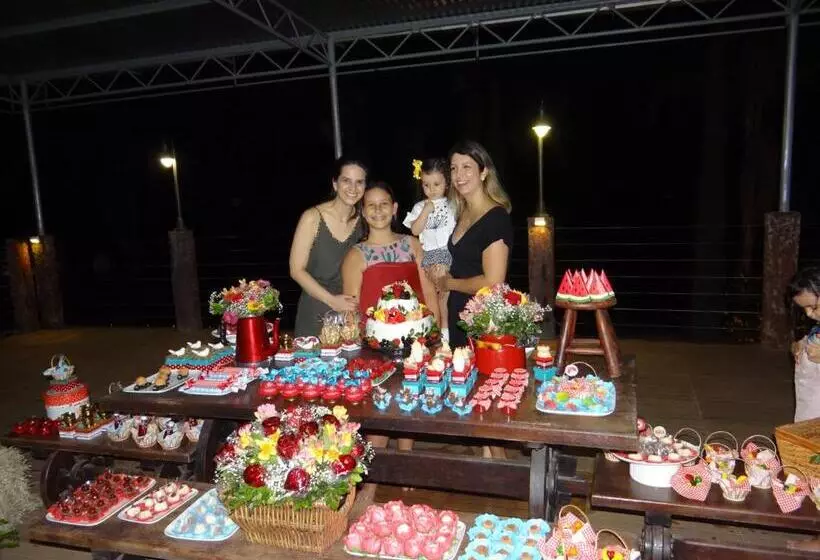 Retkeilymaja Canto De Roca Turismo E Lazer