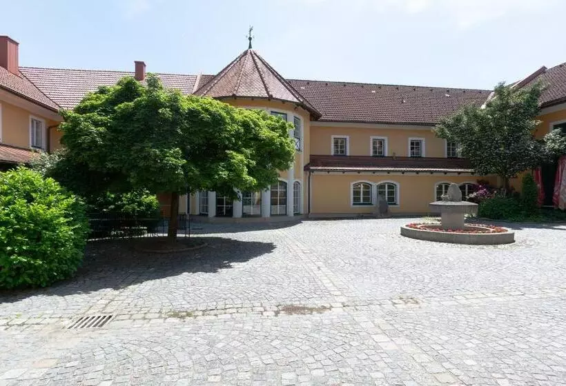 ユースホステル Gasthof Fischer Dörnbach