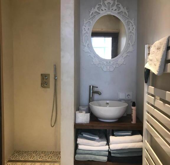 ベッドアンドブレックファースト De Carper