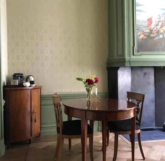 ベッドアンドブレックファースト De Carper