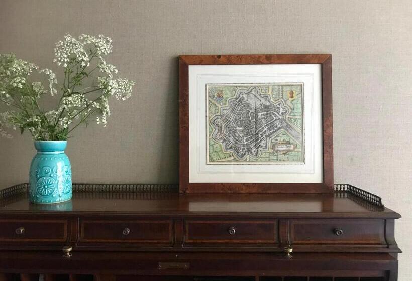 ベッドアンドブレックファースト De Carper