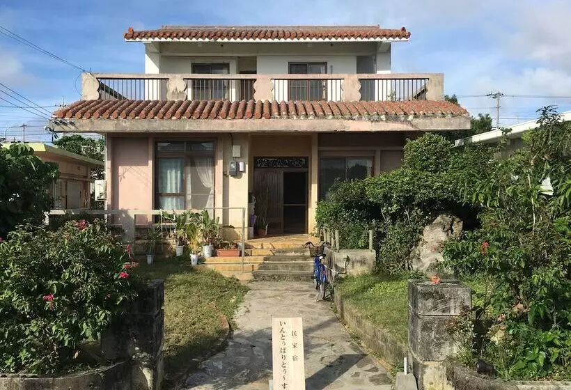 Aamiaismajoitus (B&B) Minnkayado Intoparitosura
