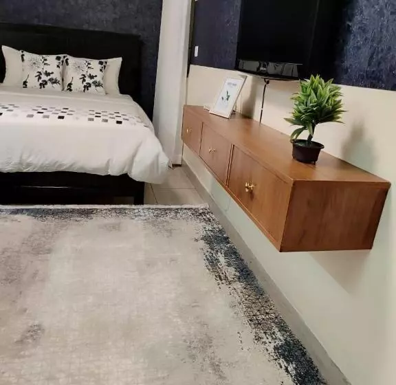 تختخواب و صبحانه Swanky Stays
