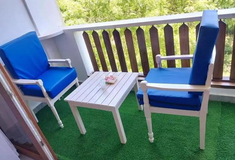 تختخواب و صبحانه Twilight Beach Haven