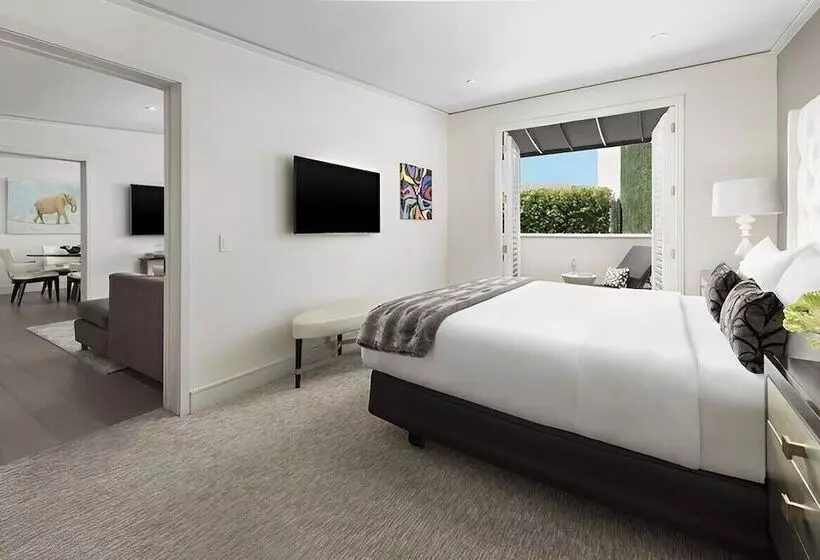 هتل Arena By Trend