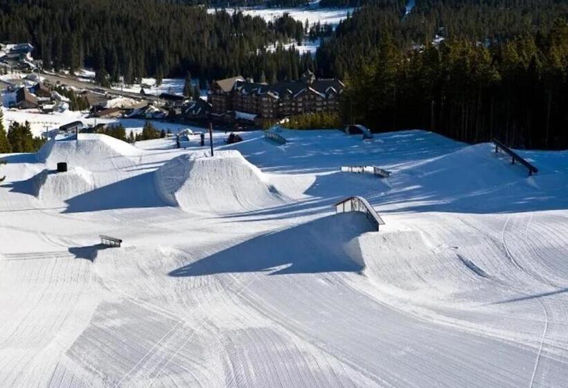 فندق Fresh Snow! Exquisite Upscale Oasis · Ski Resort