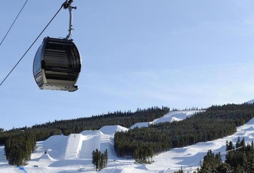 فندق Fresh Snow! Exquisite Upscale Oasis · Ski Resort