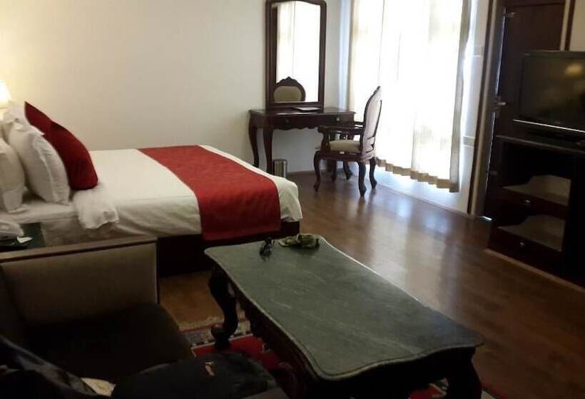 هتل Keepsa Residency