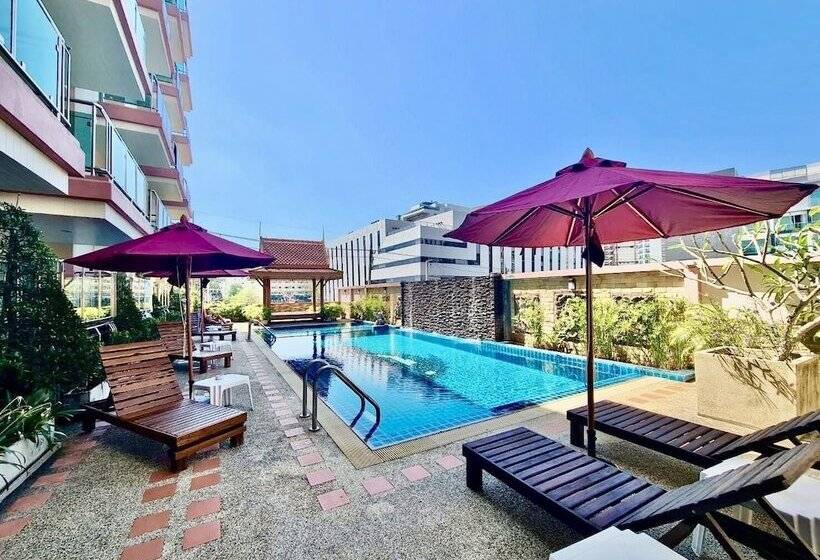 فندق Nanthana Villa