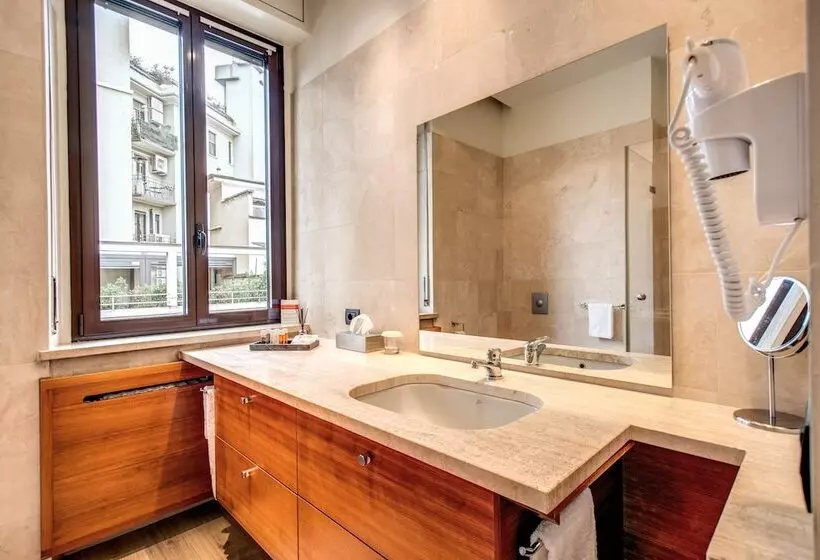 هتل Suite Santa Tecla