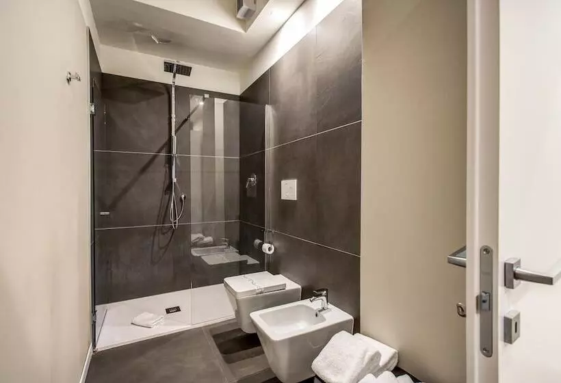 هتل Suite Santa Tecla