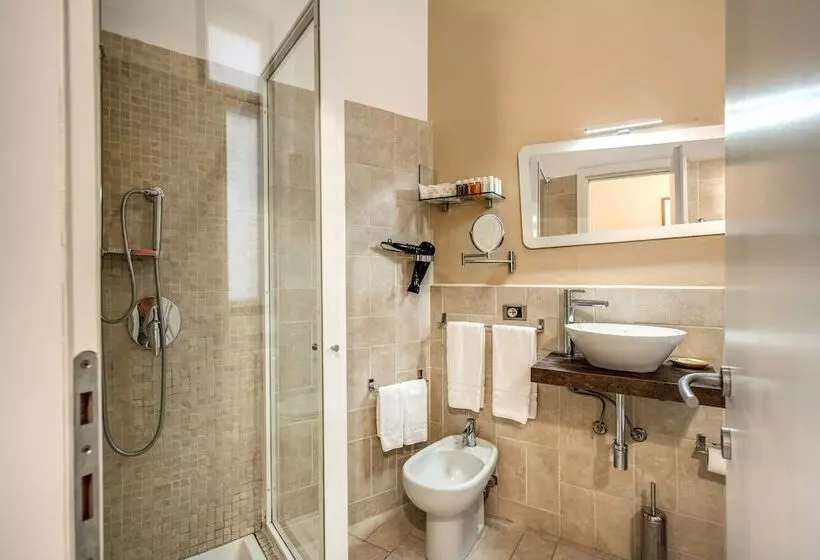 هتل Suite Santa Tecla