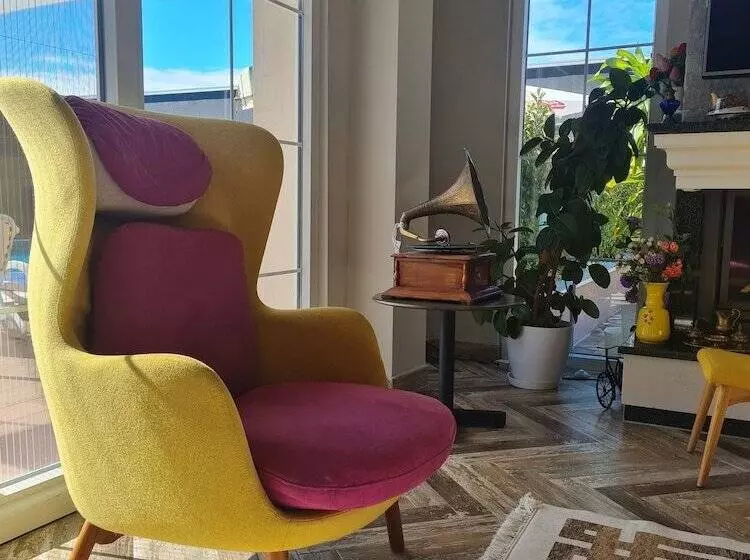 Hotelli Villa Bianca