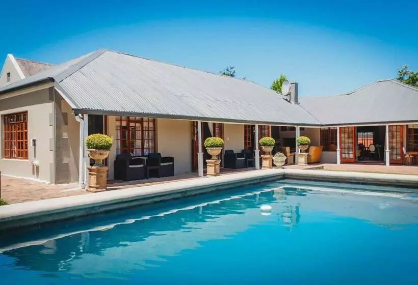 Majatalo Atello Guesthouse