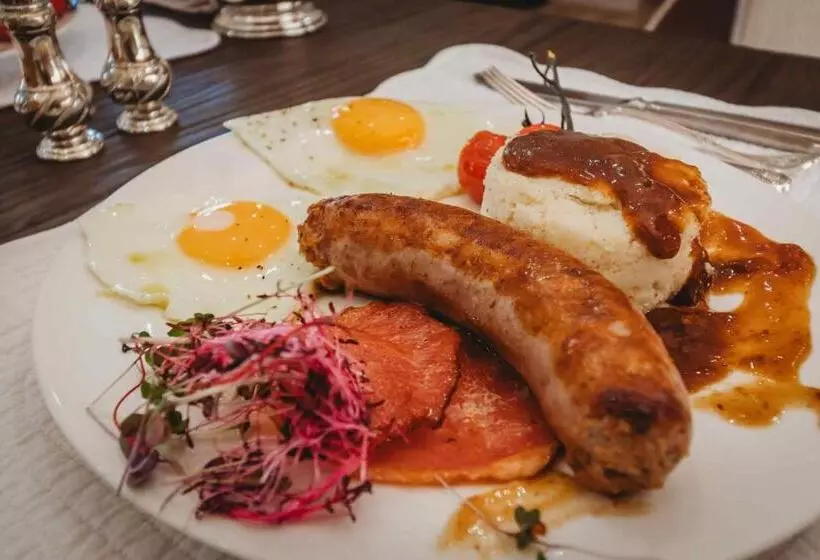 Majatalo Atello Guesthouse