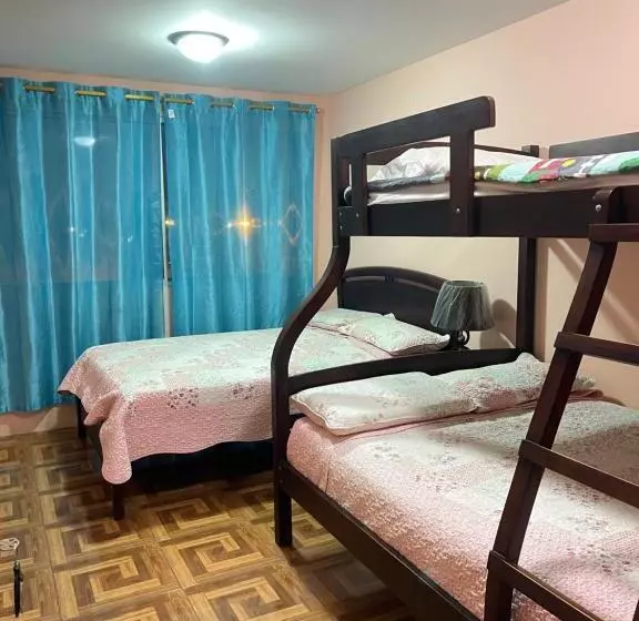 پانسیون Hostal Costa Linda Salinas