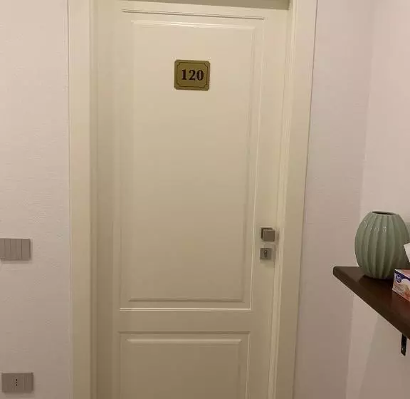 ペンション L Obiettivo