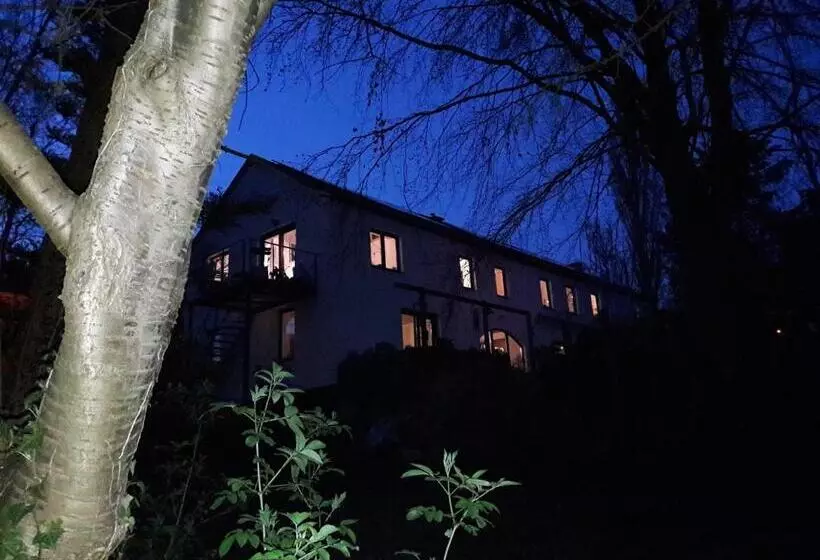 ペンション La Cave Au Chat Pitre  Le Fenil